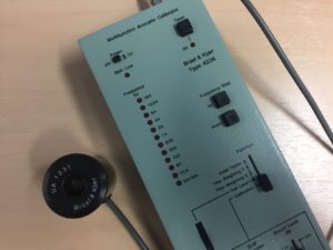 Multifrequentie kalibrator van Bruel & Kjaer